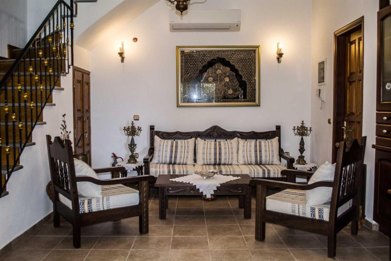 Villa Gem Moni Evaggelistrias Kültér fotó